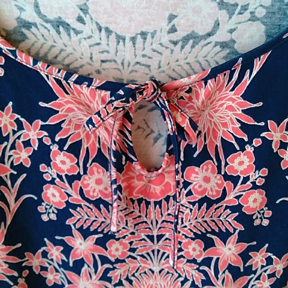 Beautiful Talbots 2X 3/4 Sleeve blouse - Picture 5 of 5